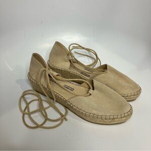 Fabiolas cream suede ankle‎ wrap espadrilles size 38